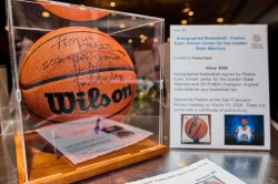 smiles&nbsp;auction&nbsp;basketball&nbsp;ball